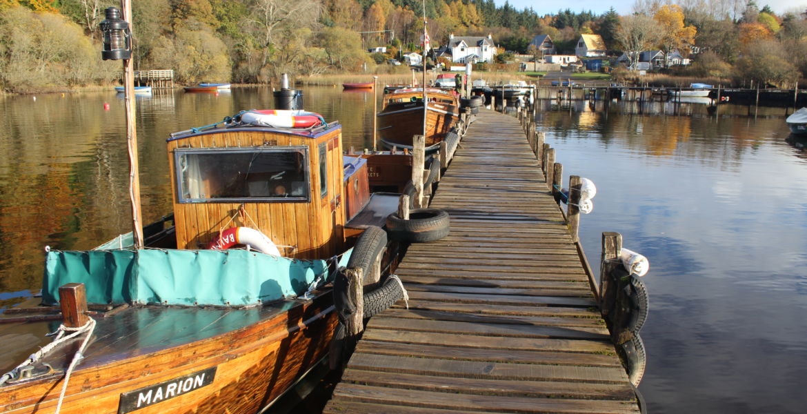 Boats-at-jetty-Balmaha-boatyard