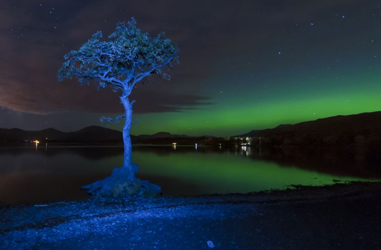 Aurora-Borealis-at-Milarrochy-Bay