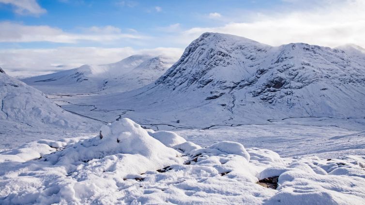 devil's-staircase-in-snow