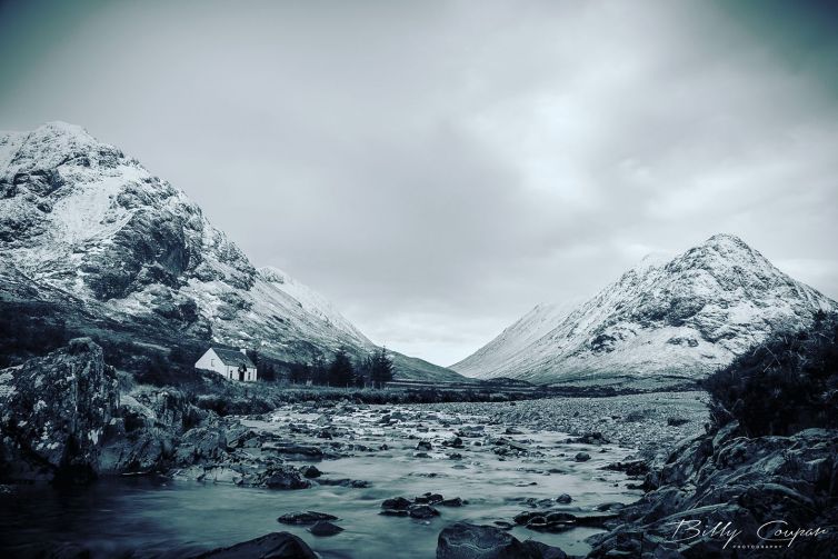 altnafeadh-cottage-in-the-snow