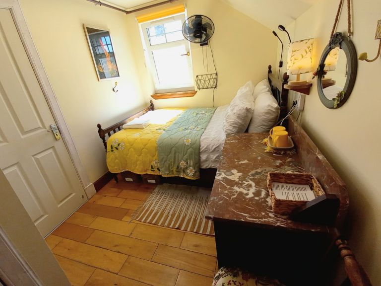 WhatsApp Image 2025 05 05 at 20.06.43 3 768x576