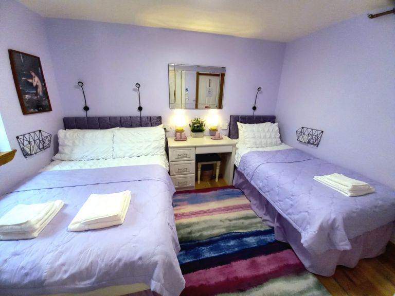 WhatsApp Image 2025 05 05 at 20.06.44 4 768x576