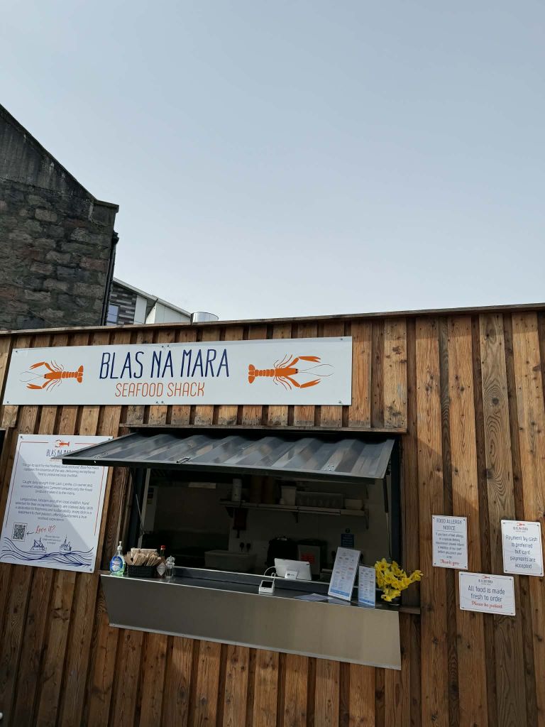 9f821bd0 1d18 4973 bf38 bf76f9cef4fa 768x1024